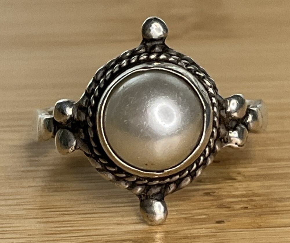 Vintage Sterling Silver Pearl Ring Size 6 Round White Pearl 925 Ring